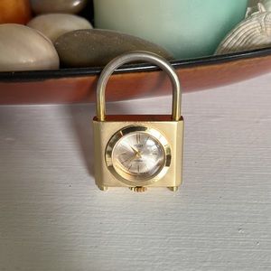 Devisa 17 jewels Swiss made watch pendent